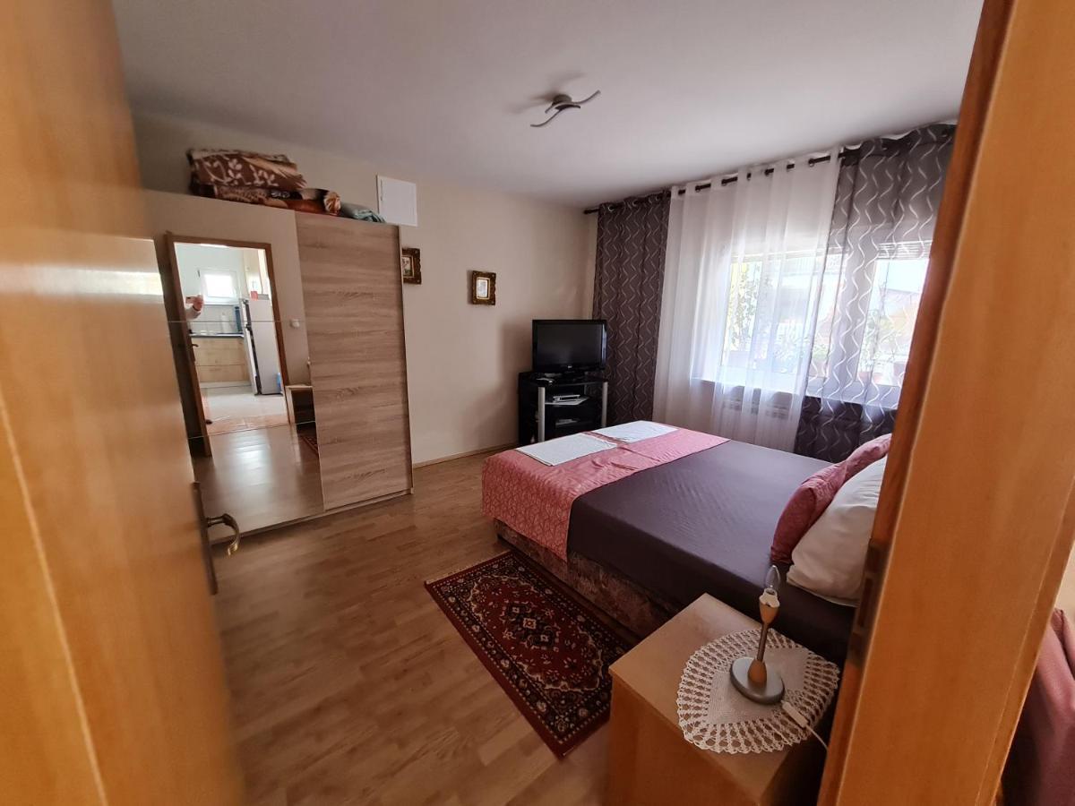 Apartments Bosnjak Шибеник Екстер'єр фото