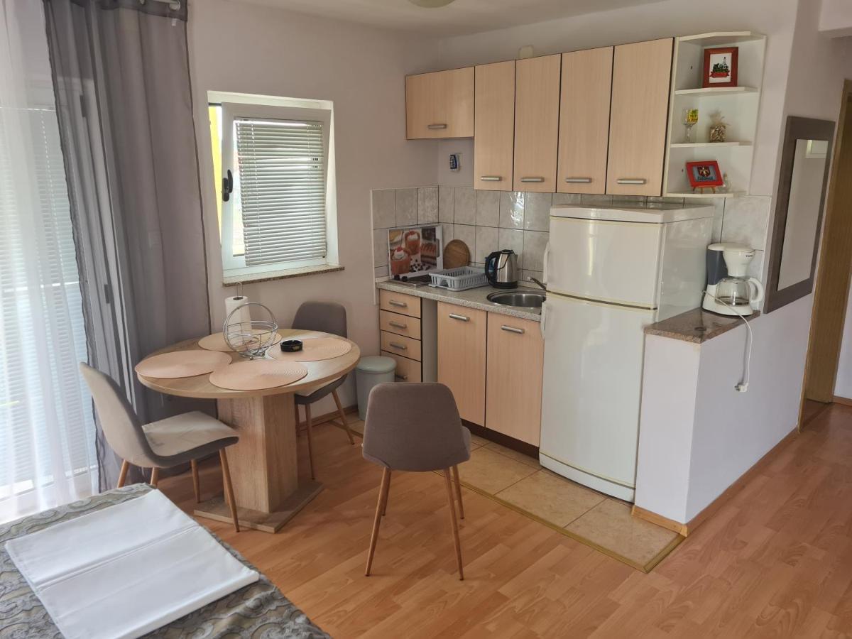 Apartments Bosnjak Шибеник Екстер'єр фото