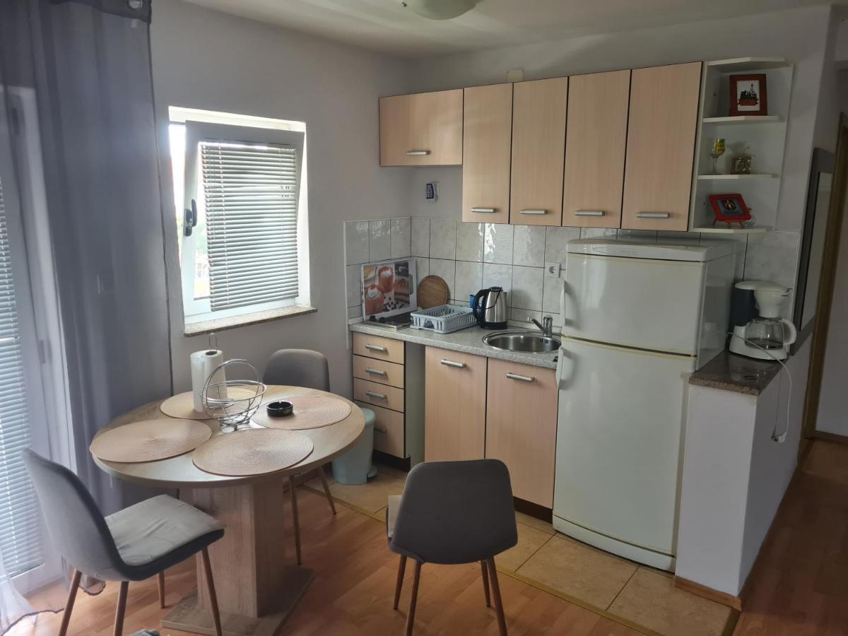 Apartments Bosnjak Шибеник Екстер'єр фото