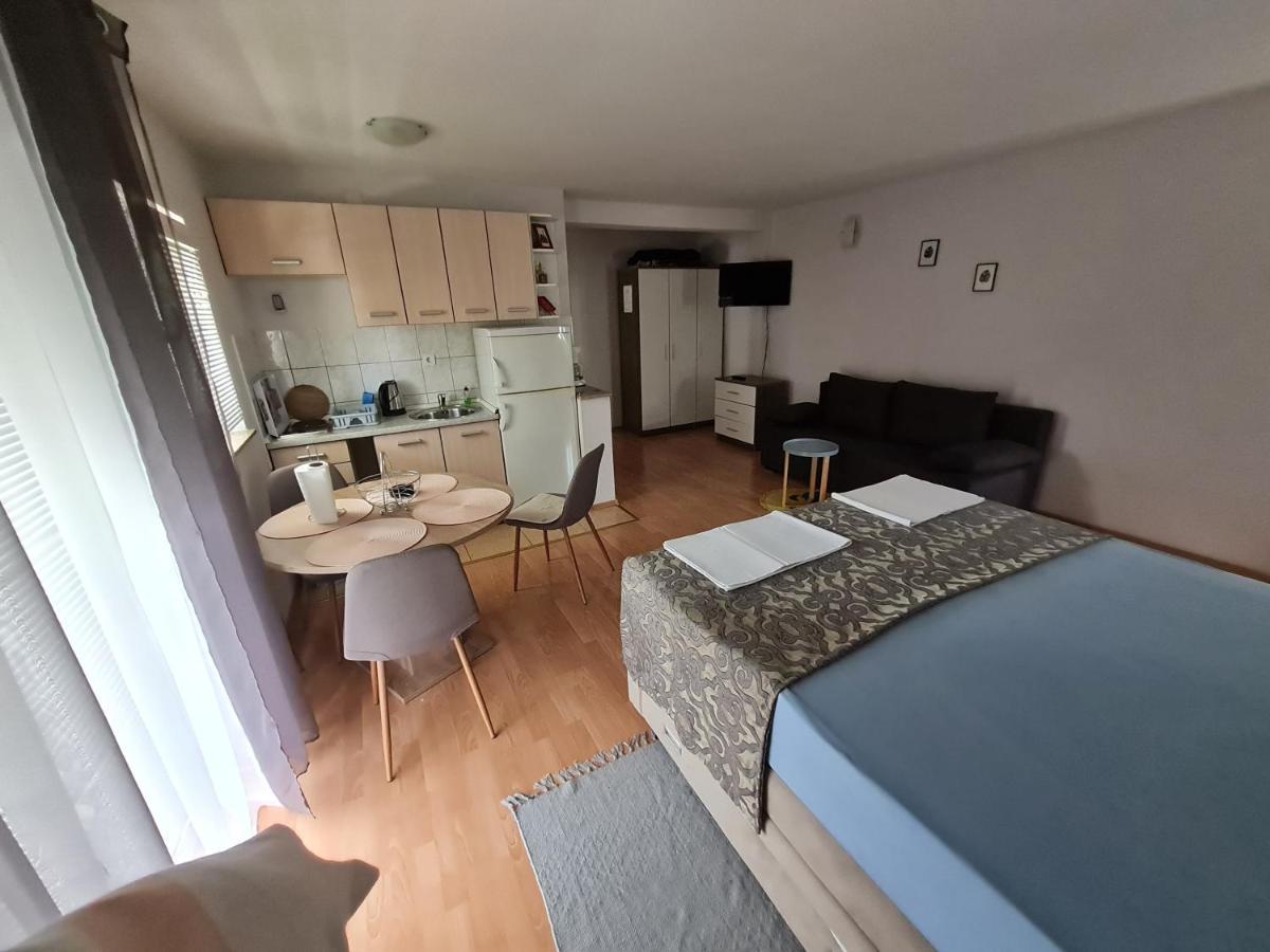Apartments Bosnjak Шибеник Екстер'єр фото