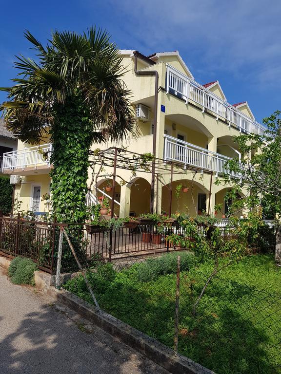 Apartments Bosnjak Шибеник Екстер'єр фото